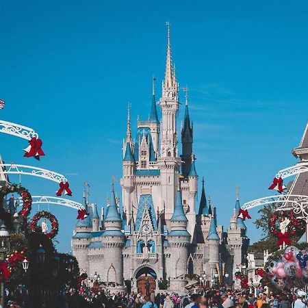 *Au Bord Du Canal*Entre Paris Et Disneyland Chelles  Kültér fotó