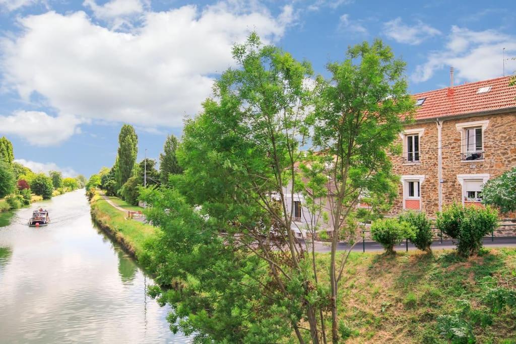 *Au Bord Du Canal*Entre Paris Et Disneyland Chelles  Kültér fotó